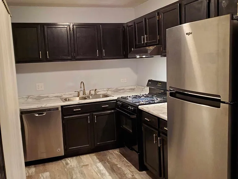 106 Gant Cir #D — Photo 10