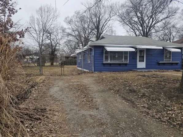 1403 N 40th St, East Saint Louis, IL 62204