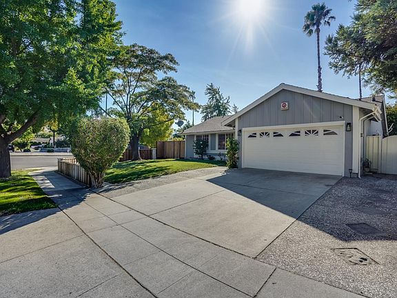 2nd image of 6097 Stella Ct