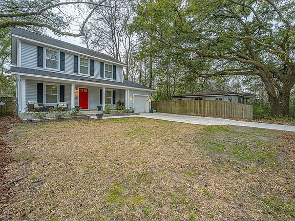 3rd image of 2131 Bradham Rd