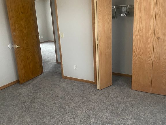 5th image of 2643 Lyndale Ave N