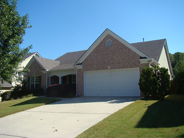 1st image of 116 River Mill Ln
