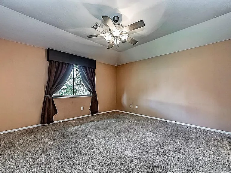 2910 Huntington Way — Photo 11