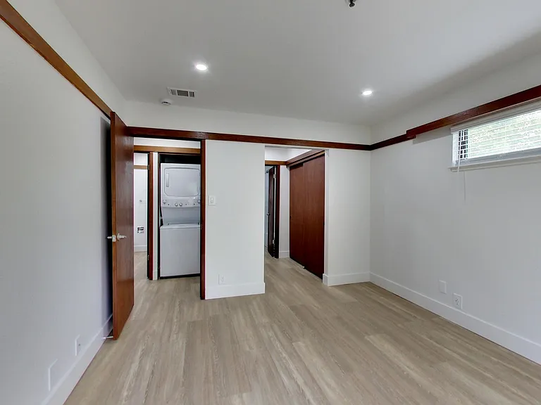 Riverwood Apartments — Photo 136