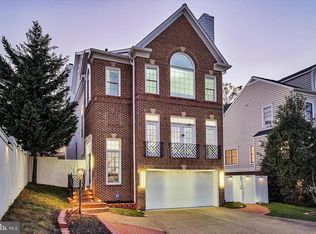 1628 Great Falls St, Mc Lean, VA 22101