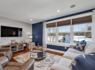 48 Broadway, Amherst, NH 03031