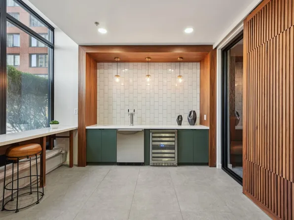 160 Morgan Street image 24 of 58