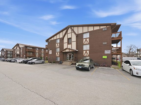 2nd image of 7040 100th St #107