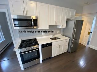 34 Clearway St #10F, Boston, MA 02115