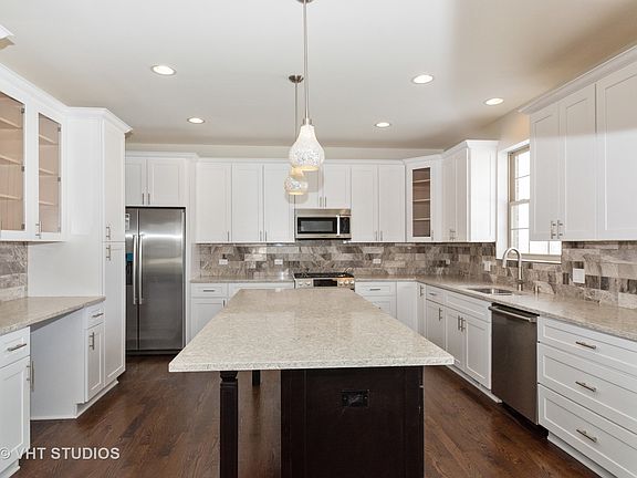 2nd image of 16491 Willow Dr