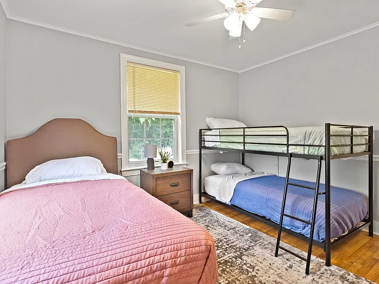 4921 Olive St — Photo 14