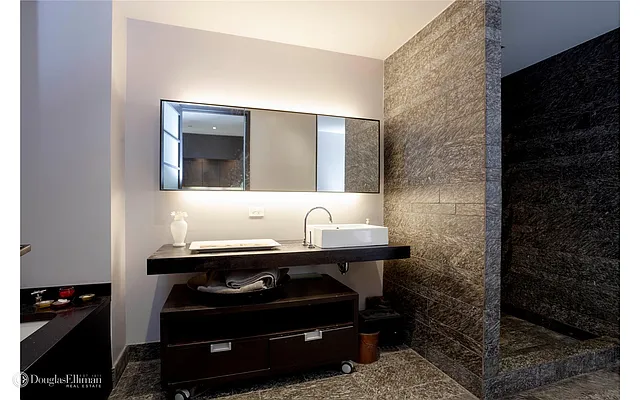 Rented by Douglas Elliman | media 22