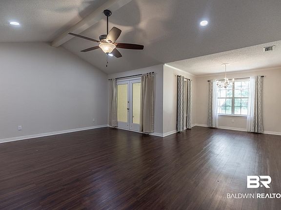 5th image of 4 Sumac Cir