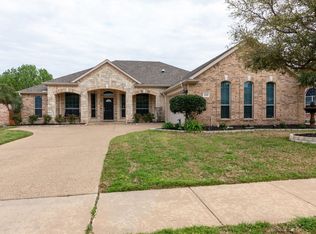 350 Cedar Crest Dr, Justin, TX 76247