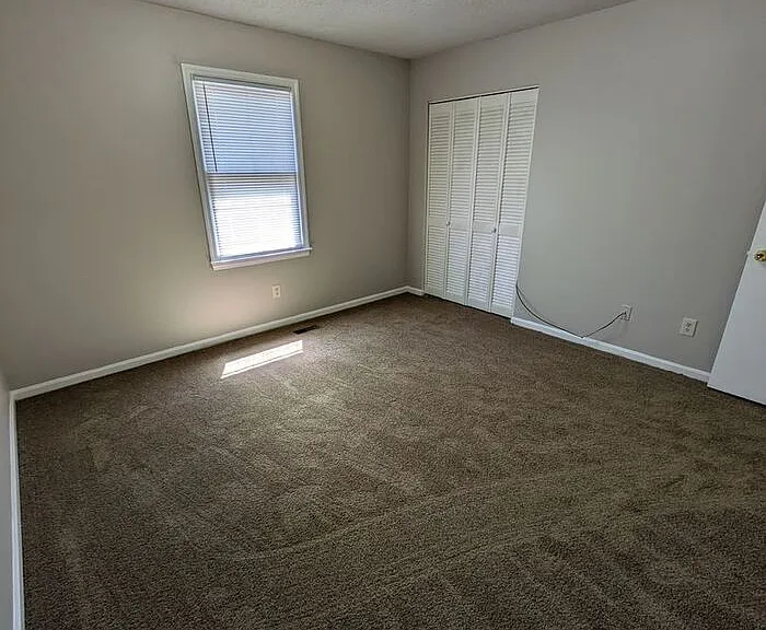 1637 16th St NE #1 — Photo 8