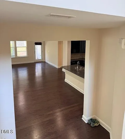 254 Begen St — Photo 45