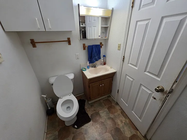 1427 Lynn Ave — Photo 6