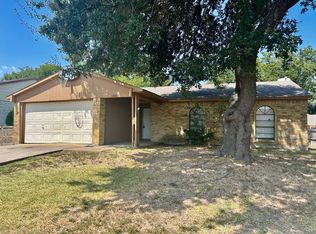 1818 Novel Dr, Garland, TX