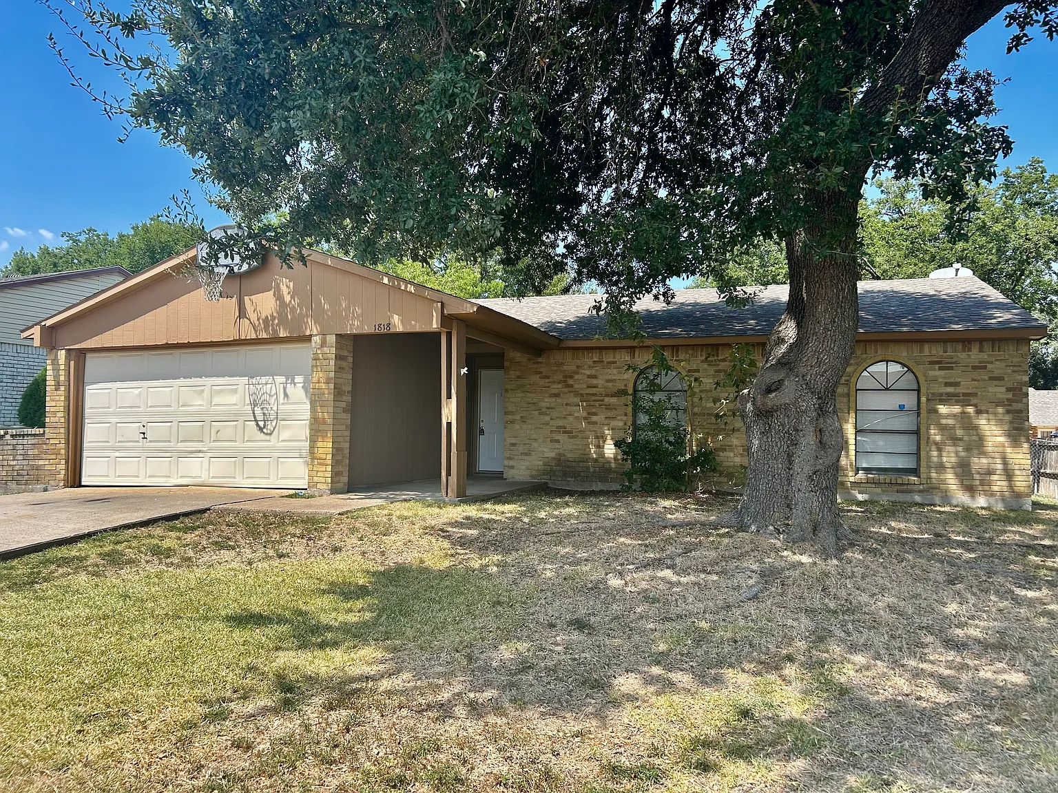 1818 Novel Dr photo 1