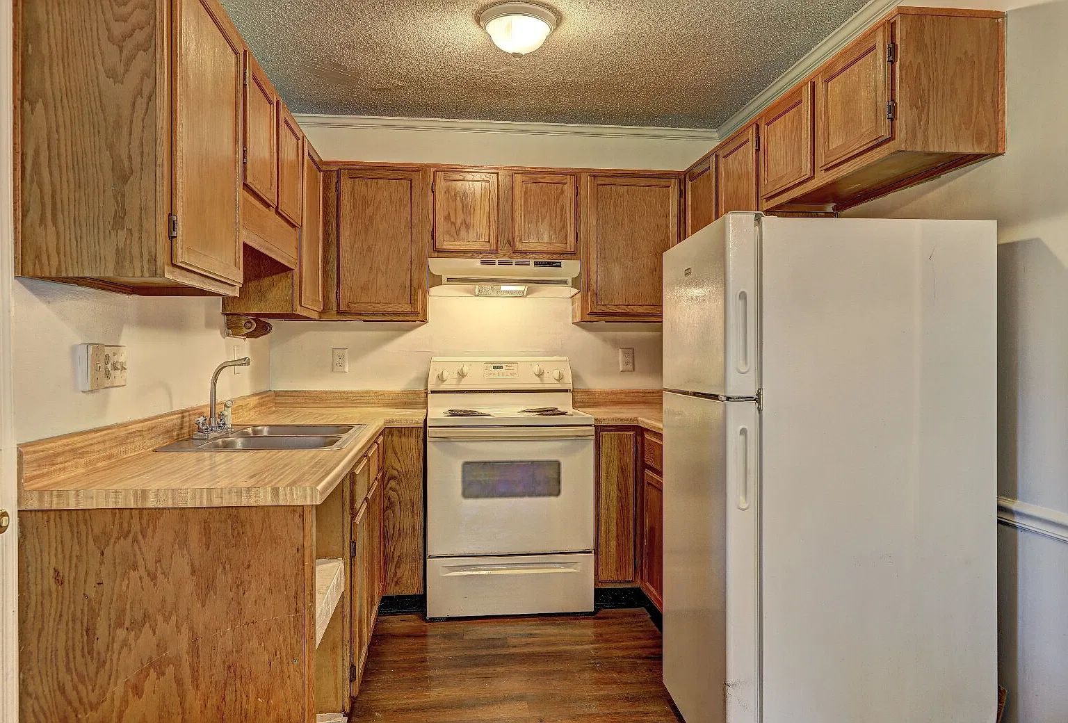 2 bed, 1.0 bath, 1015 sqft, $925 — Photo 4