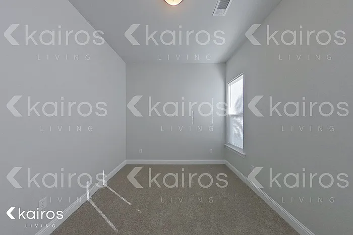 4828 Dacha Ln — Photo 11