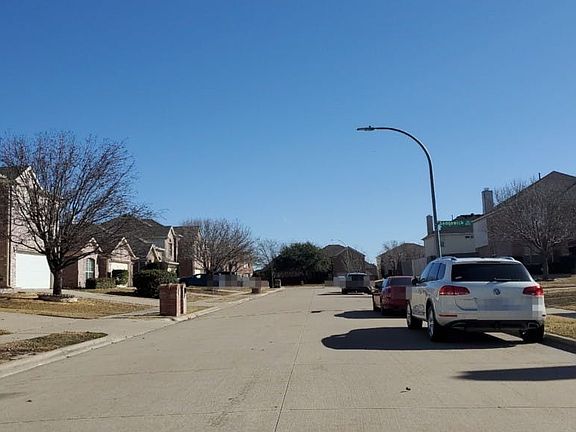5th image of 3933 Aldersyde Dr