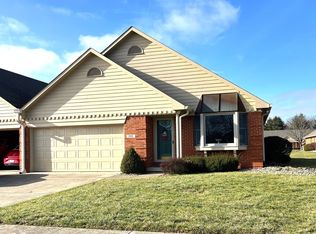 2806 Colony Lake East Dr, Plainfield, IN 46168