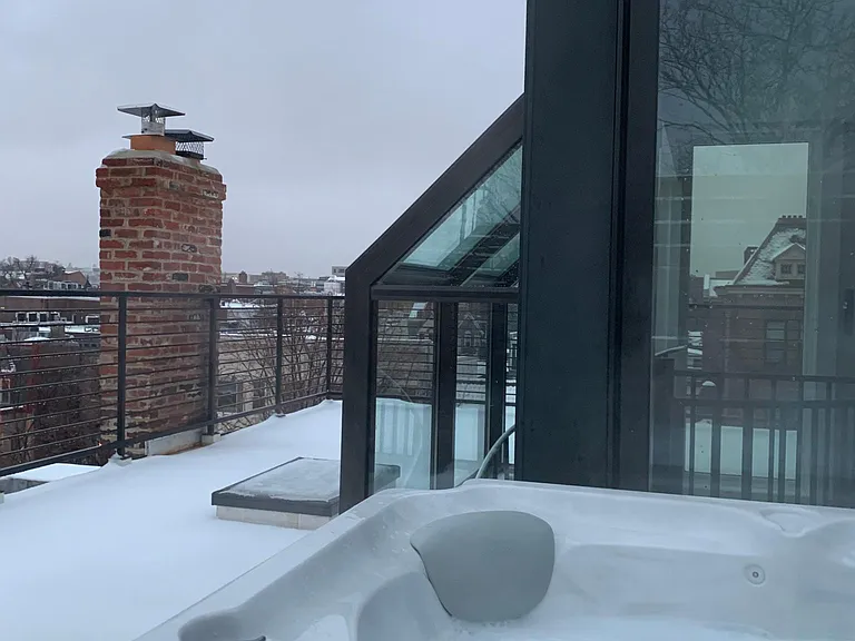 1829 S St NW #Penthouse 4 — Photo 9