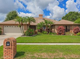 1435 Dumont Dr, Valrico, FL 33596