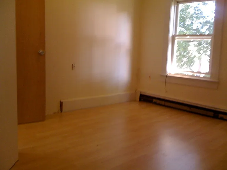47 1/2 Prospect St #4 — Photo 7