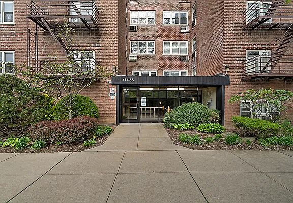 2nd image of 144-55 Melbourne Ave #3B