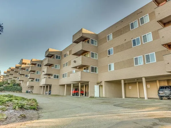 Edmonds Park, 424 3rd Ave S APT 204, Edmonds, WA 98020