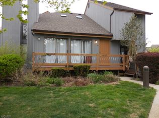 70 Sycamore Ct, Basking Ridge, NJ 07920