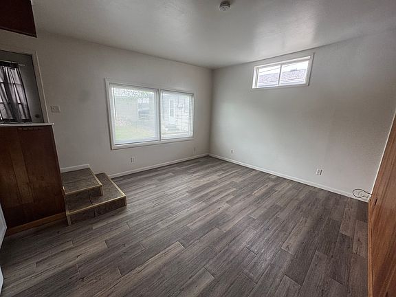 4th image of 3105 W Saint Louis St