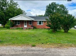 520 & 540 Smith Ln, Tuscumbia, AL 35674