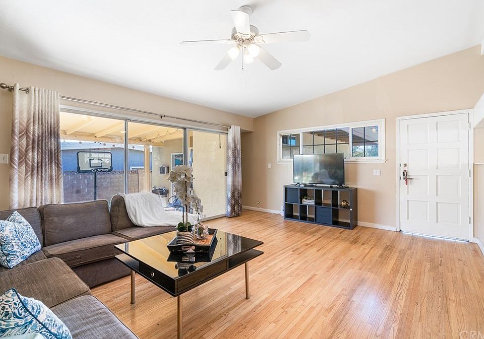 1st image of 628 Harmsworth Ave