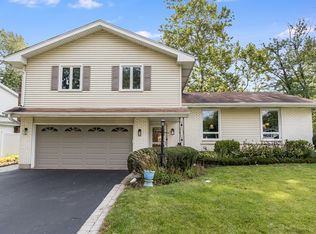 2161 Midhurst Rd, Downers Grove, IL 60516