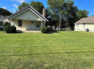 200 Redbud Rd, Dixon, MO 65459