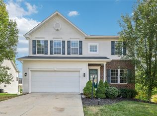 6357 Stonehaven Ln, Bedford Heights, OH