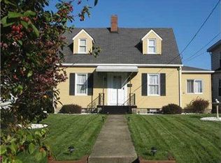 2104 Delaware Ave, New Castle, PA 16105