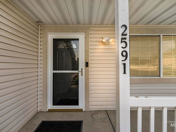 5th image of 2591 Carriage Way
