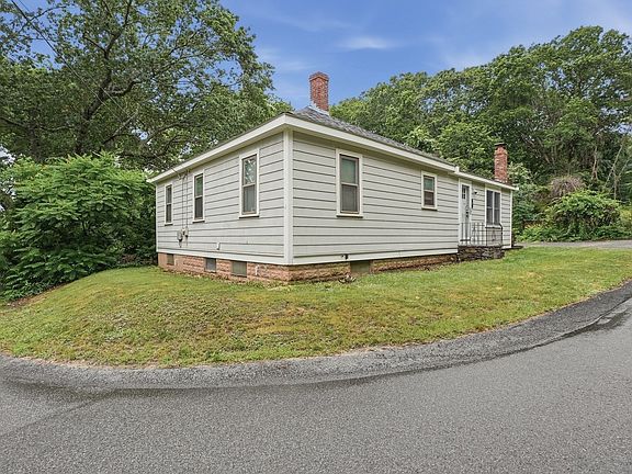 4th image of 2 Columbus Rd