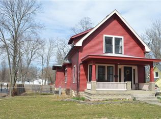 378 W Clinton St, Danville, IN 46122