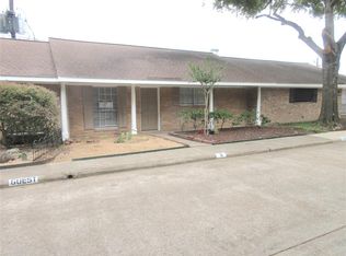 10122 Shadow Wood Dr APT 5, Houston, TX 77043