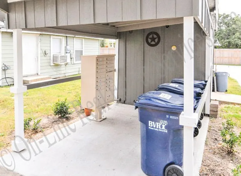 401 Cooner St #11 — Photo 8