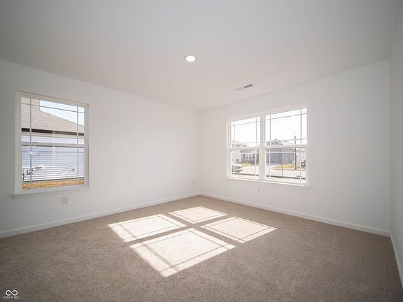4th image of 1244 Fleming Dr