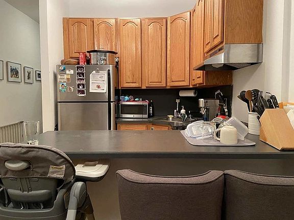 2nd image of 181 E 104th St APT 2B
