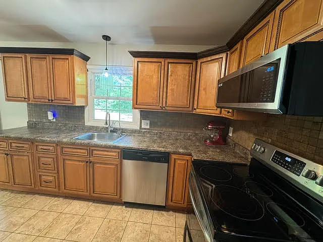 63 Hueg Pl — Photo 10