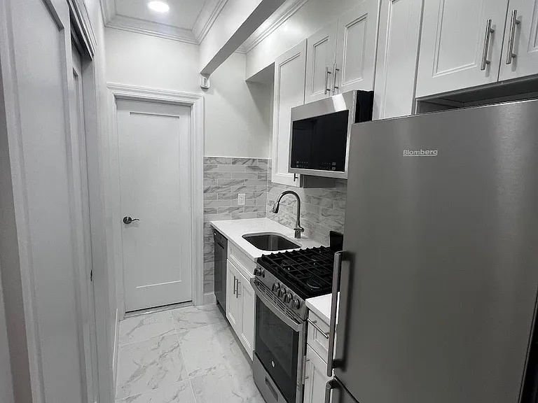 278 Mott St #1D — Photo 10