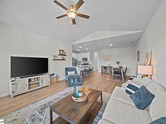 5th image of 106 Aiken Dos Ln